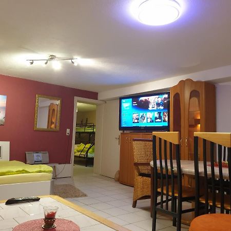 Sions Grosse Ferienwohnung Ferienwohnung Mit 3 Schlafzimmer, 2 Km Bis Zum Europapark Rust Kappel-Grafenhausen Dış mekan fotoğraf